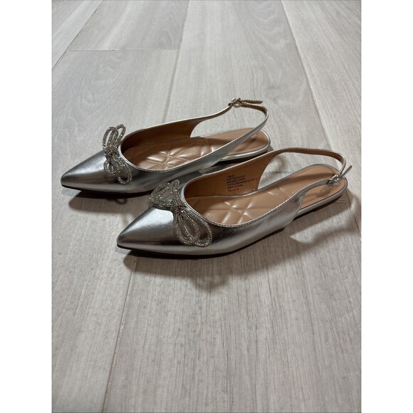 BCBG Kristin Silver Flats 7.5M Slingback Pointed Toe Shoes Rhinestone Bow Dress - Picture 5 of 6